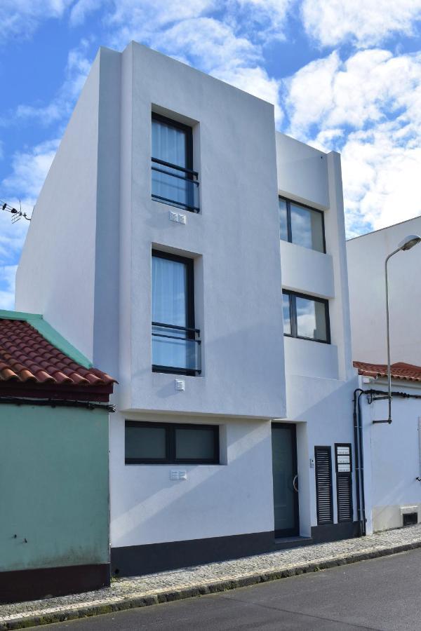 Sky Blue Apartment 蓬塔德尔加达 外观 照片